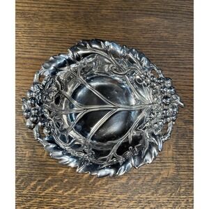 Arthur Court Grape Leaf Bowl, Vintage Aluminum Fruit Dish 6.5″